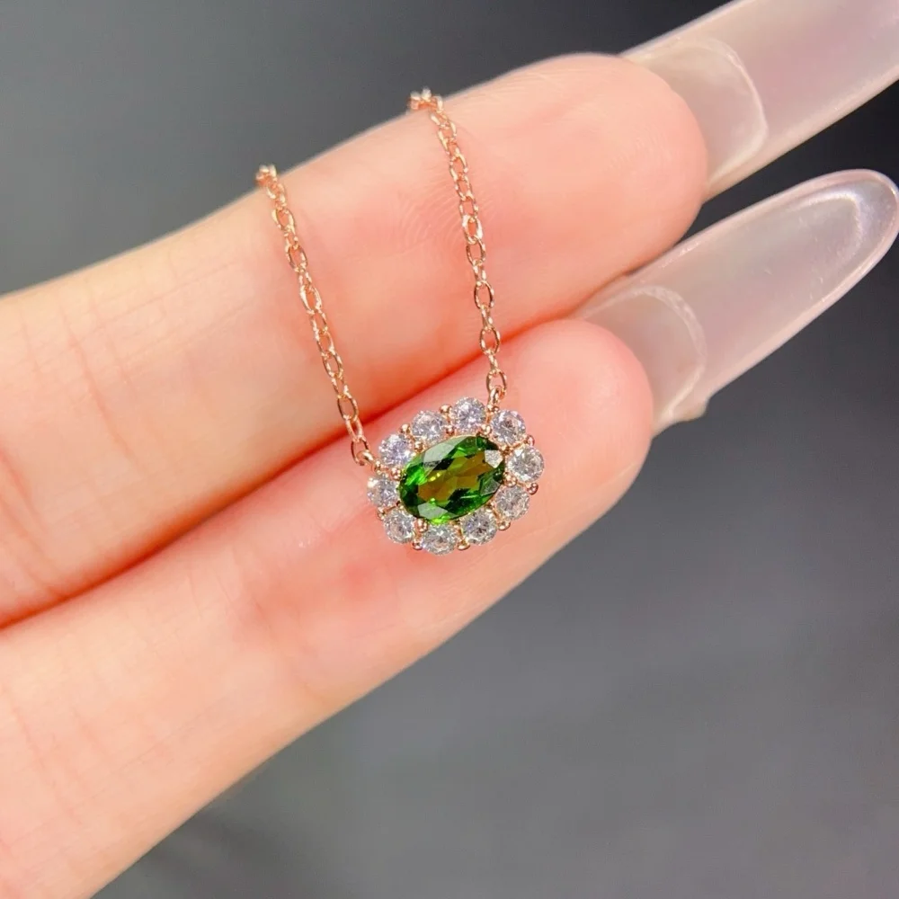 1PCS 4x6mm Natural Diopside Pendant Polished Crystal Reiki Healing Jewelry Gift Rock Decoration for Spiritual Healing And Fashio