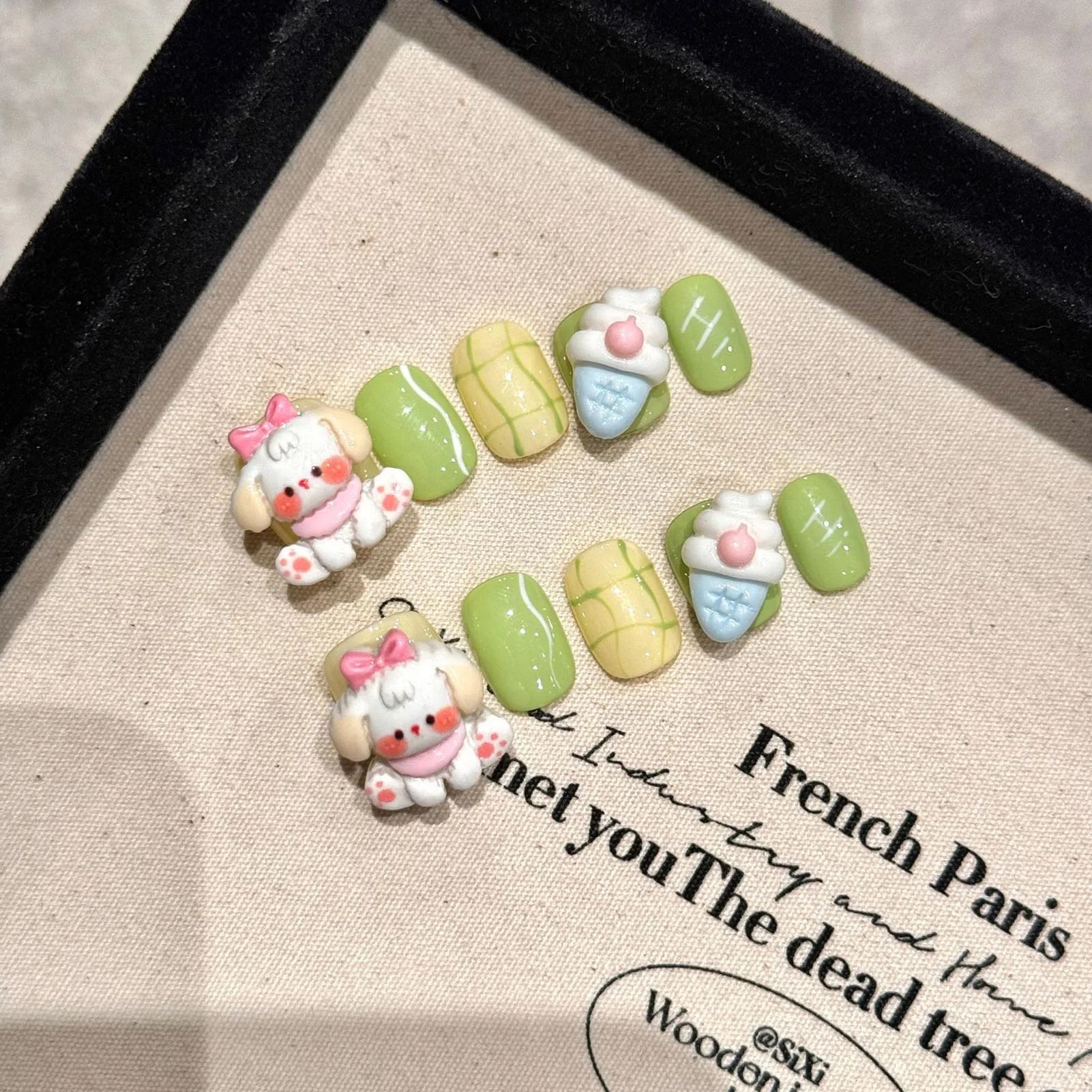 Handmade Press On Nails Short Round Cute Cartoon False Nail Patches 3D Kawaill Dog Ice-cream Decor Fake Nail Green Manicure