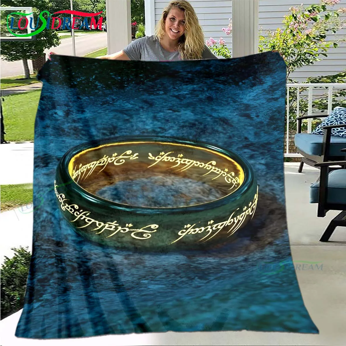 Fashion Symbol of Love Ring Pattern Blanket Flannel Thin Blanket Portable Home Travel Office Lunch Break Blanket Birthday Gift