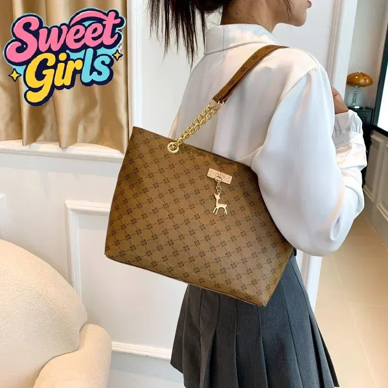 

Presbyopic Handbag Luxury Design Large Capacity Handbag Women Fashion Printing Shoulder Bag Trendy Shopping Bag With Pendant