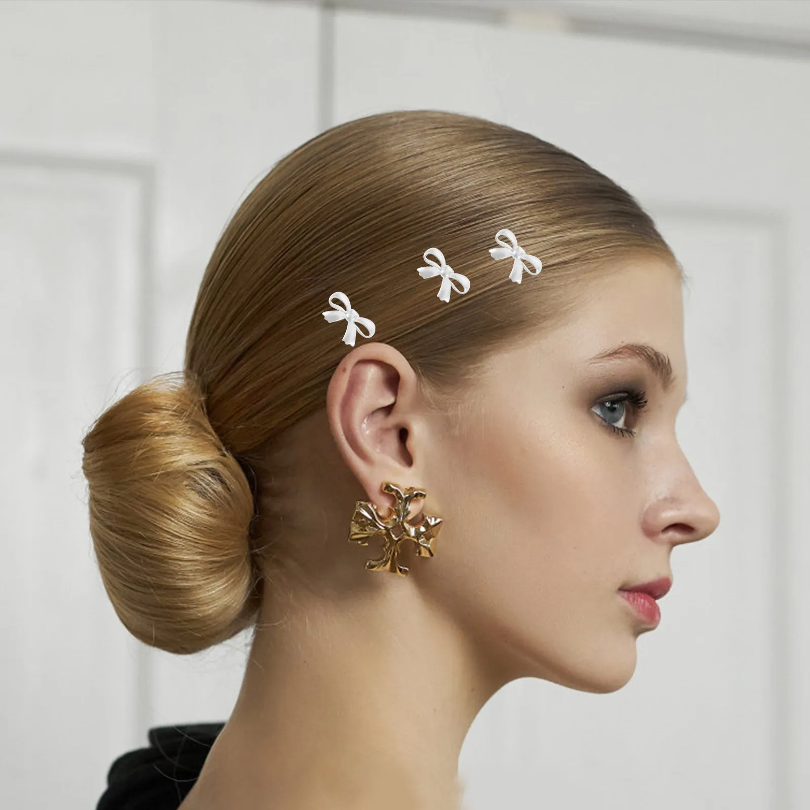 

30Pcs Plastic Bow Pearl Charms Flatback Cute Hair Clip Embellishments Phone Frame Nail Crafts Photo Frame Bow Charms