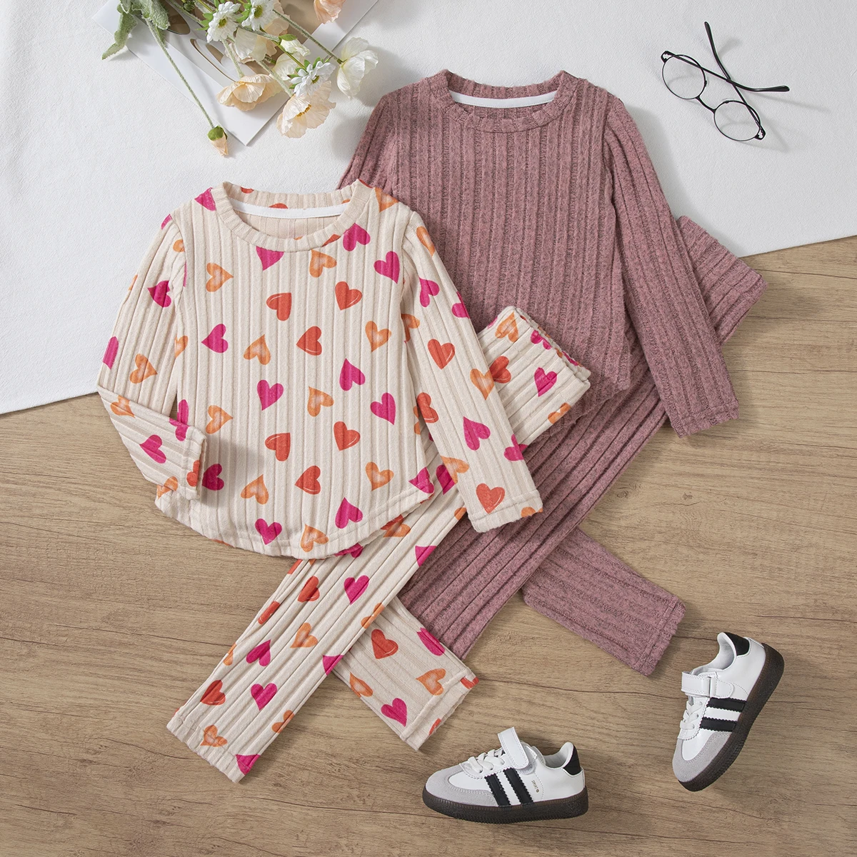 4pcs Girls Love Print long-sleeved top girls' set Spring/autumn style Minimalist fashion trousers Trendy Kids Clothes Sets