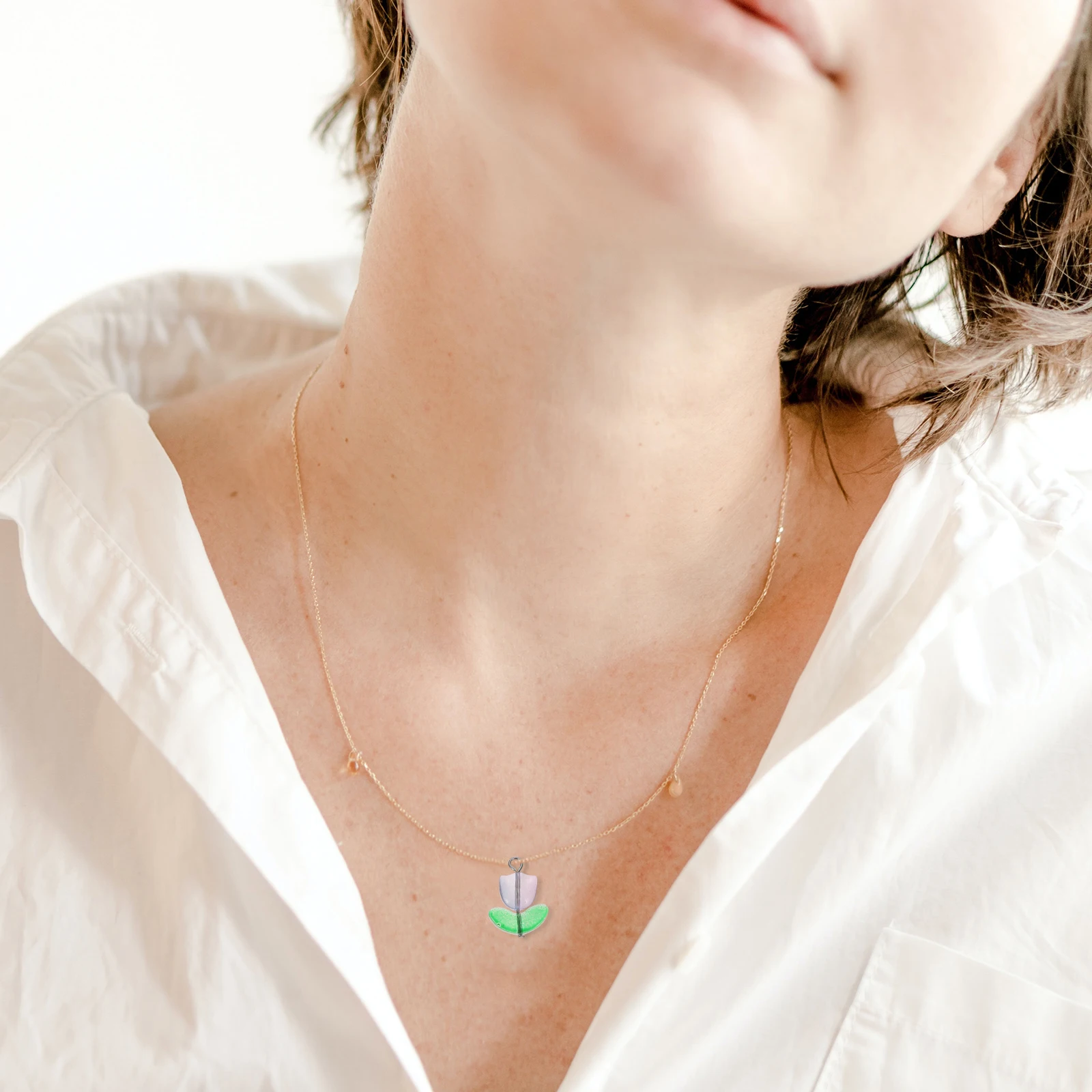 

100Pcs Tulip Glass Pendant Charms Multicolor Floral Beads for Jewelry Making Necklace Bracelet Earrings Crafts