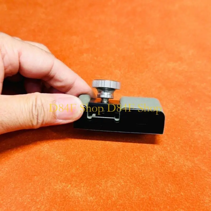 

D84F Держатель наждачной бумаги шлифовальный инструмент настенный инструмент Стена деревообрабатывающая шлифовальная зажим