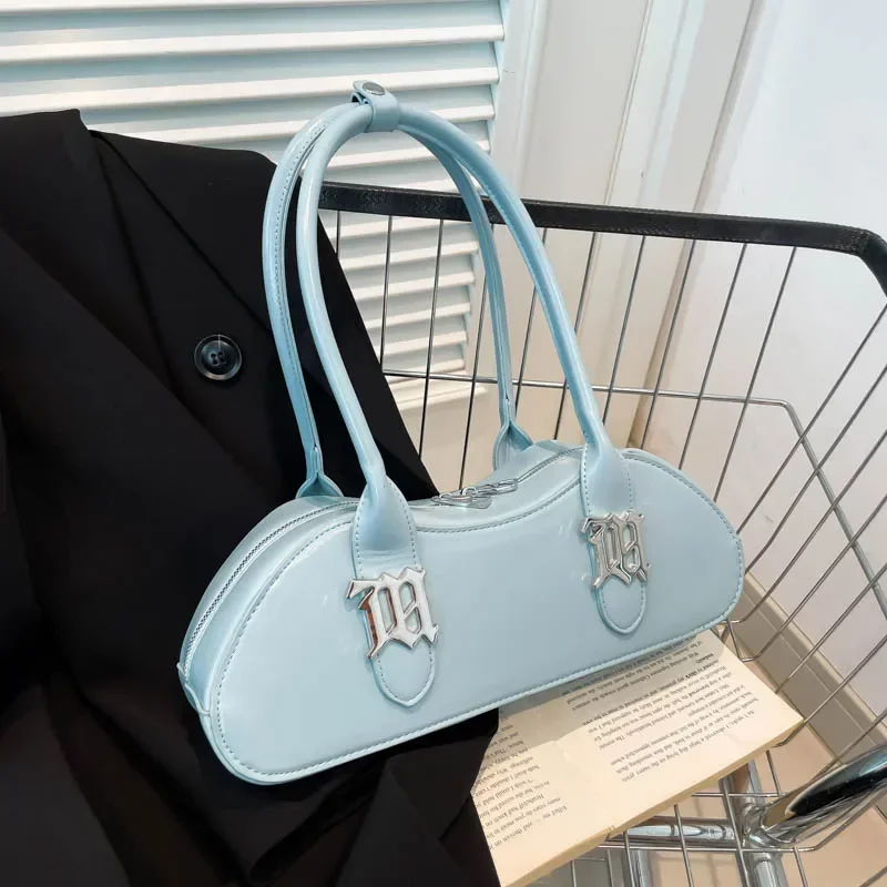 

Trendy Simple Solid Color Tote Bag Large Capacity Elegant Leather For Women Fashionable Commuter