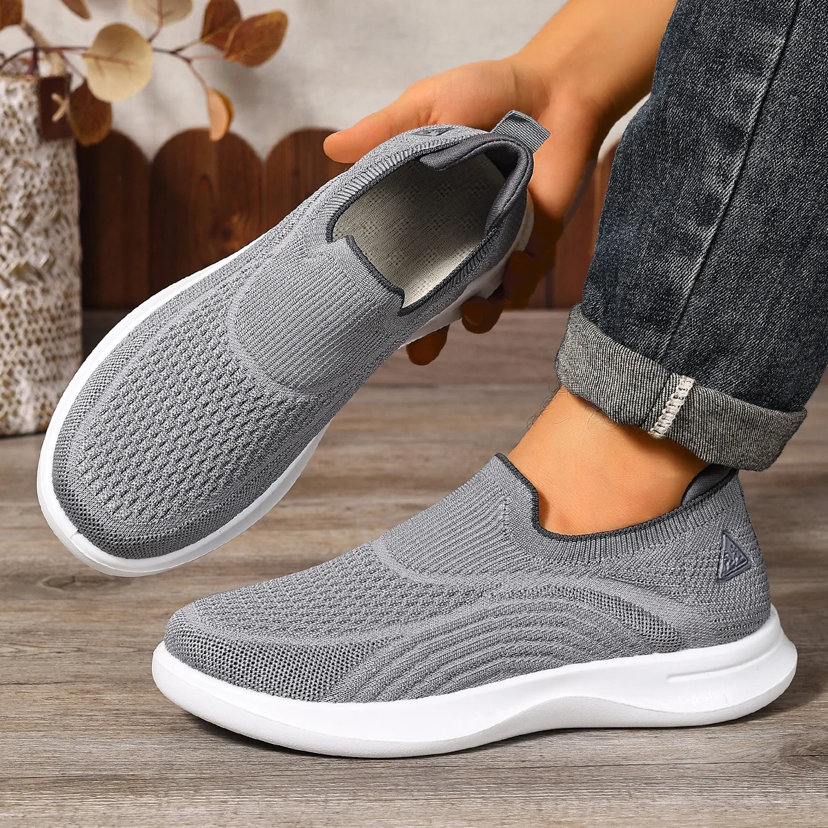 

2025 летняя новая мужская повседневная обувь, дышащая, удобная, легкая, противоударная, противоскользящая, уличная, для фитнеса, спорта, повседневная