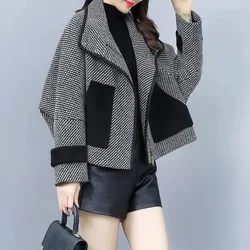 Women Short Jackets 2024 Spring Autumn Casual Outerwear Turn-down Collar Female Elegant  Wool Coats Fashion Zipper Overcoat