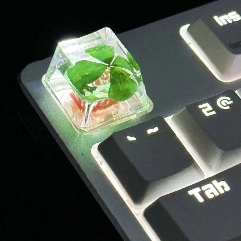 1PC Transparency Clovers Keycap Backlight Keycap Clovers Resin Keycap Replacement for Mechanical Keyboards Decoration