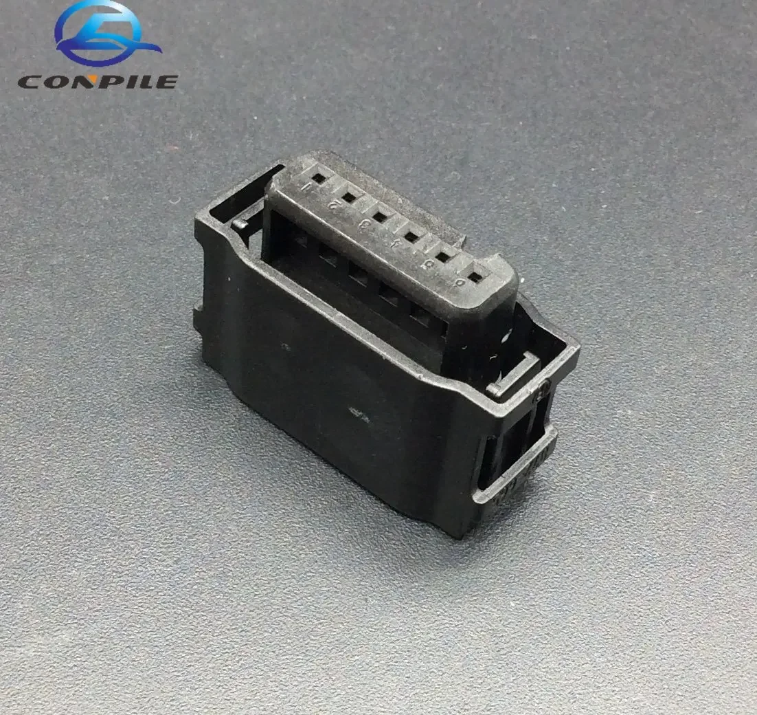 1pc for Mercedes-Benz blind spot radar plug S300 S500 C200 W205 front rear bars electric eye radar module connector housing