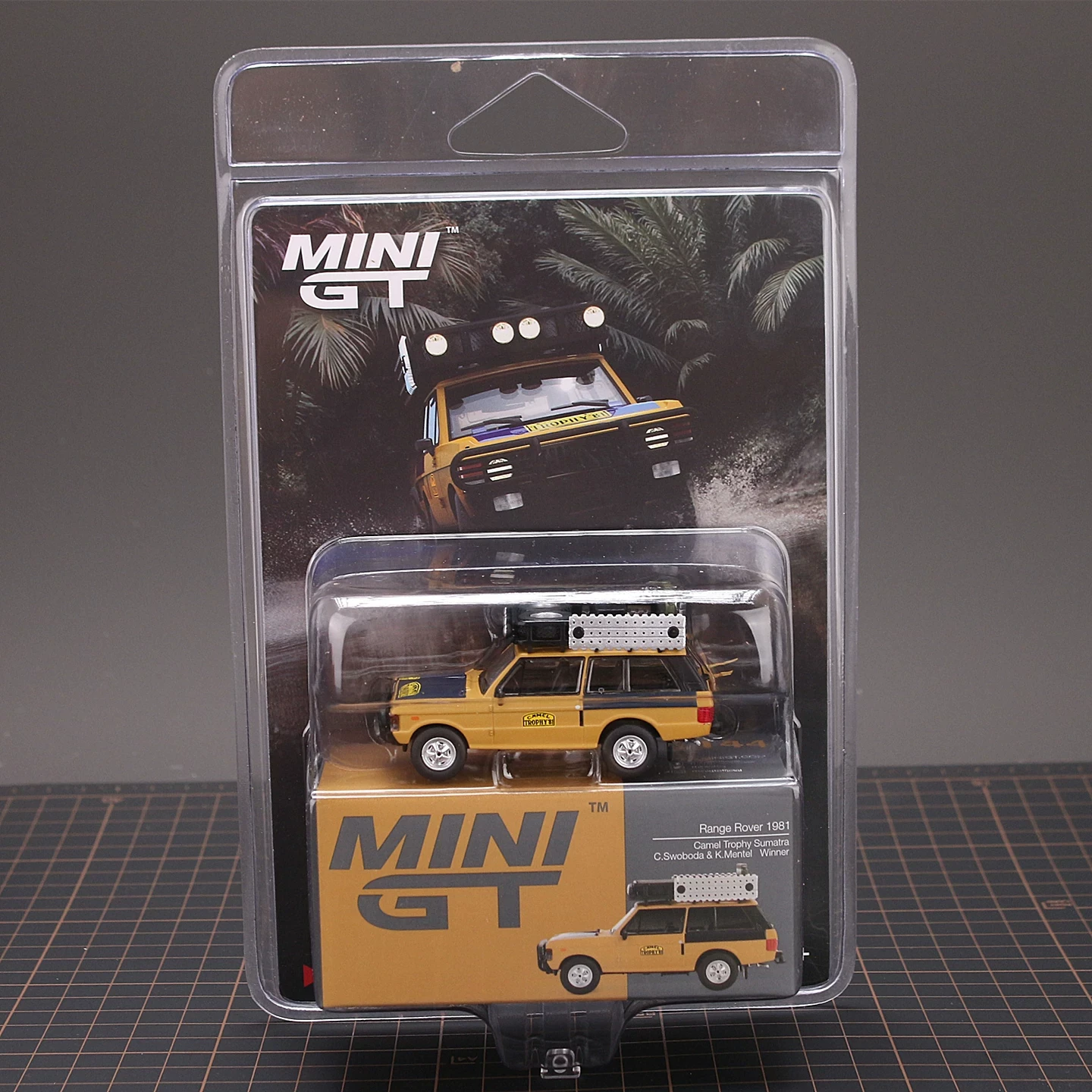 MINIGT 1:64 Range Rover 1981 Camel Trophy Sumatra MGT01221-CH Car Alloy Toys Diecast Metal Model Christmas Gift Toy