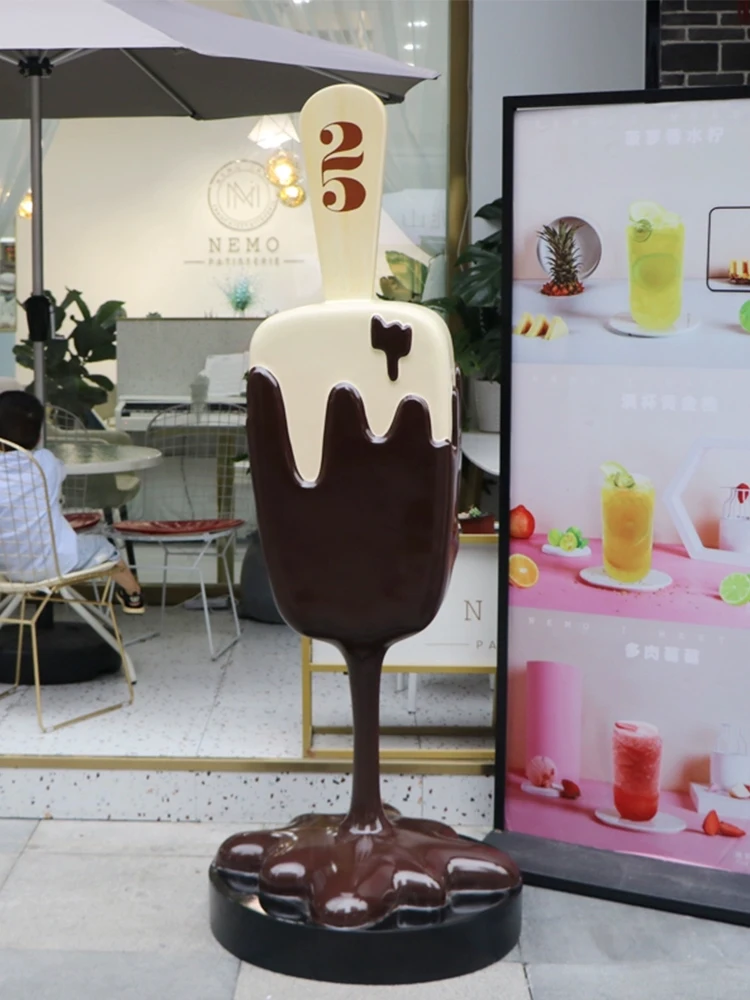 Giant ice cream sculpture macaron donut model commercial street dessert shop decoration Internet celebrity clock in large orname
