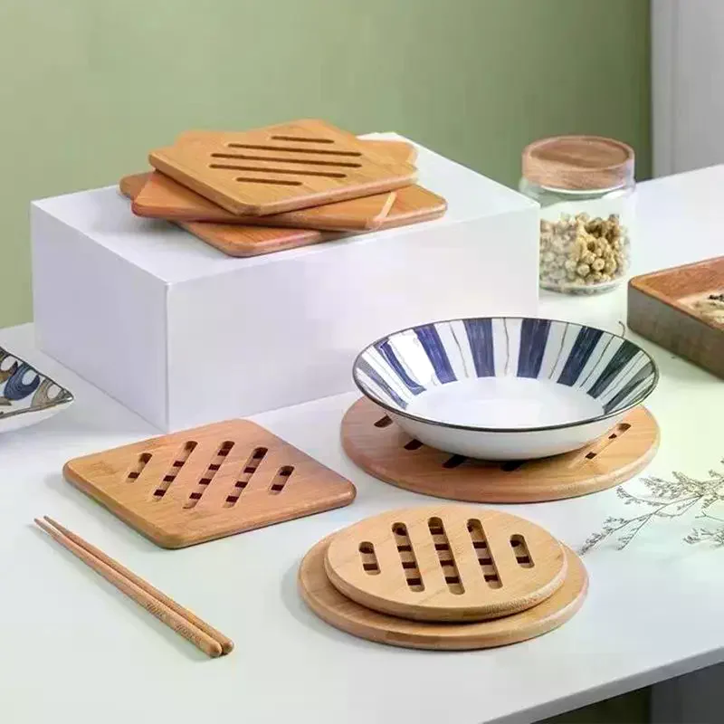 Portable Placemat Thickened Circular Square Household Coaster Hollowed Out Bamboo Insulation Mat Dining Table Mat