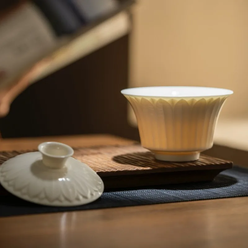 Handmade Song Dynasty Style Ding Kiln Carved Lotus Ceramic Gaiwan Heat Resistant Horse Hoof Shape Kung Fu Tea Set Office Use