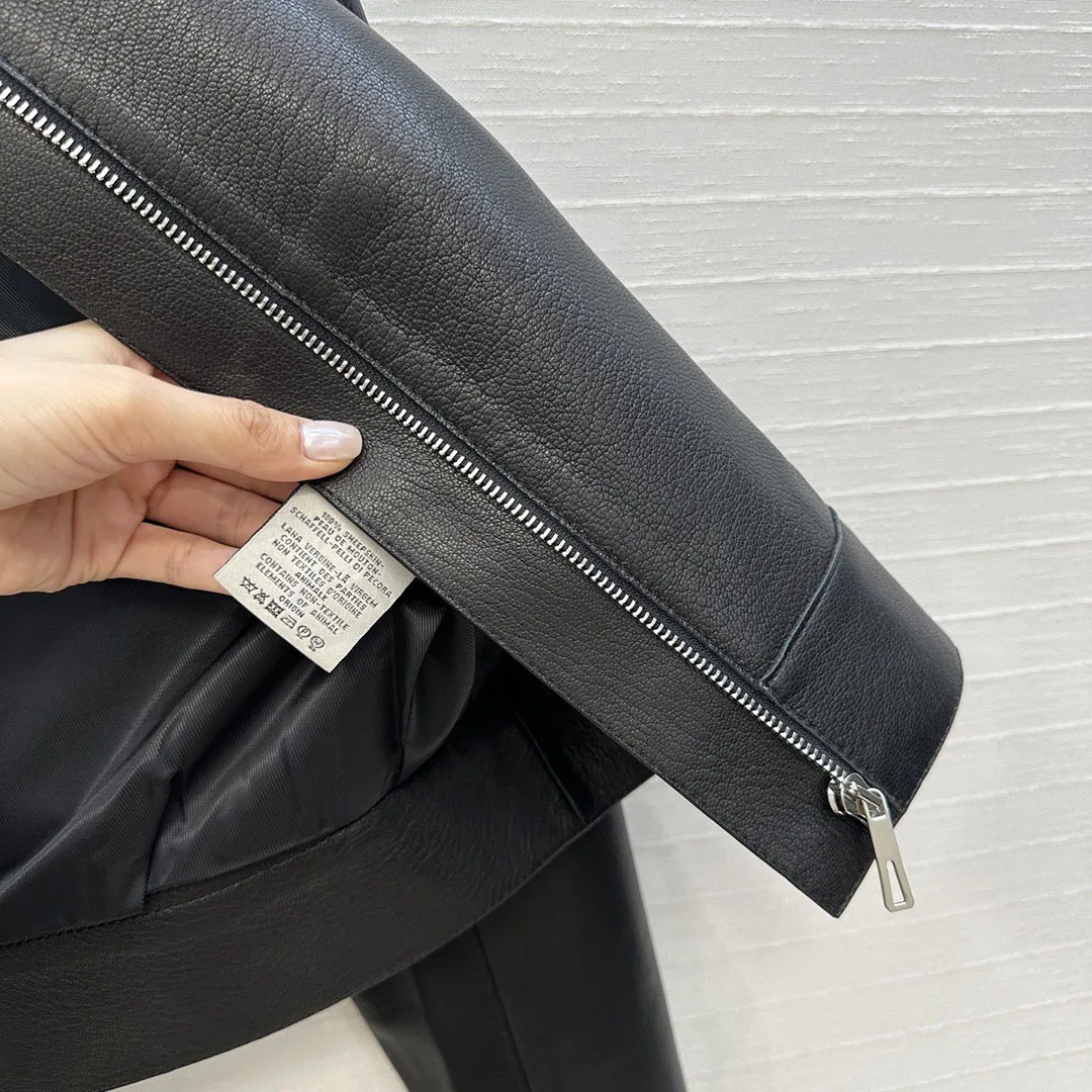 ヴィンテージブラック高級 100% シープスキンレザーコート女性 O ネックボタンジッパー長袖 2026 新作春秋ショートジャケット