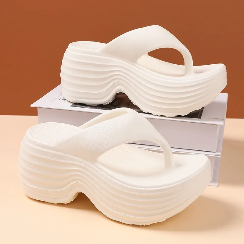 

Женские шлепанцы на платформе с застежкой на пальцах, летние легкие тапочки из ЭВА с мягкой подошвой, женские пляжные шлепанцы на толстой нескользящей подошве