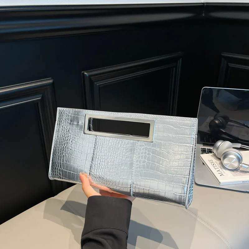Fashion Crocodile Emboss PU Leather Clutch for Women Black Evening Bags Metal Grip Handle Tote Handbag Envelope Party Dinner Bag