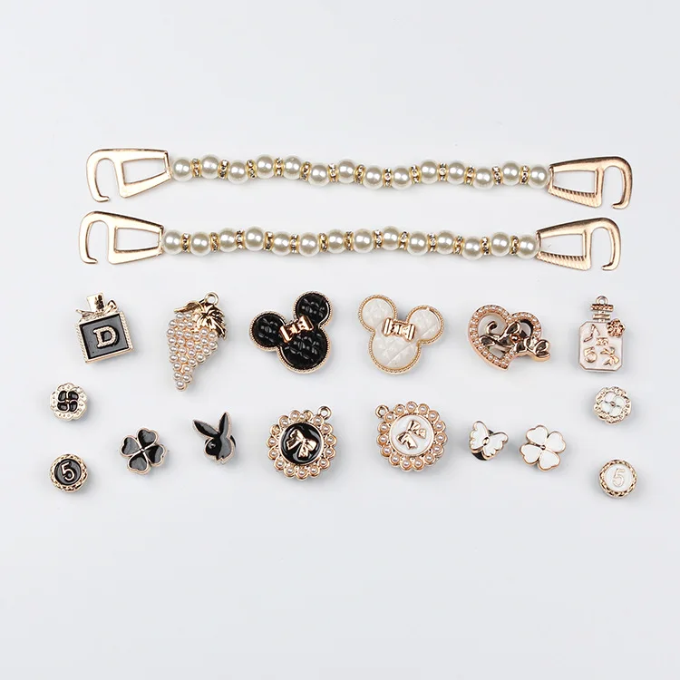 Chic Golden Bear & Bunny Charms  Bling Shoe Charms For Women Fashionable Diy Detachable Shoe Flower Clips Party Favor