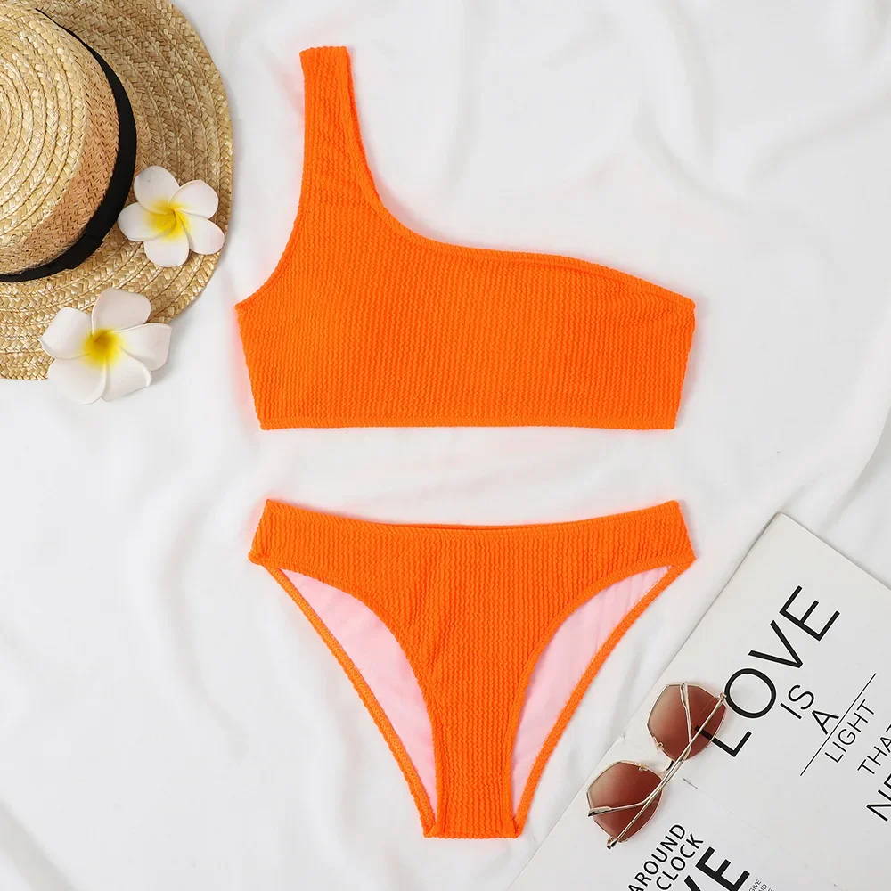 Bikini con Tanga Sexy para mujer, traje de baño de dos piezas, traje de baño femenino, conjunto de Bikinis blancos, bañador de un hombro, ropa de playa, traje de baño 2025