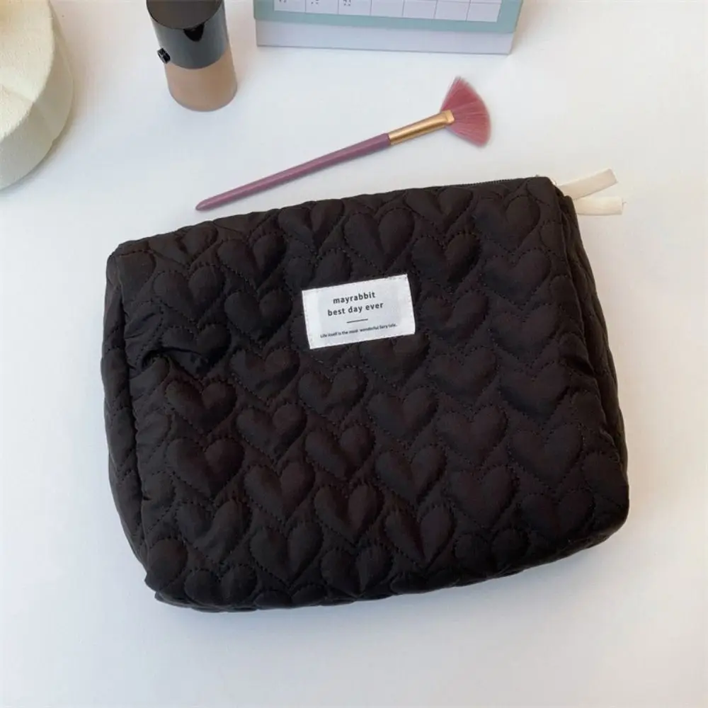 Portable Soft Heart Quilted Makeup Bag Large Capacity Multi-purpose Toiletry Bag Cosmetic Bag for Women