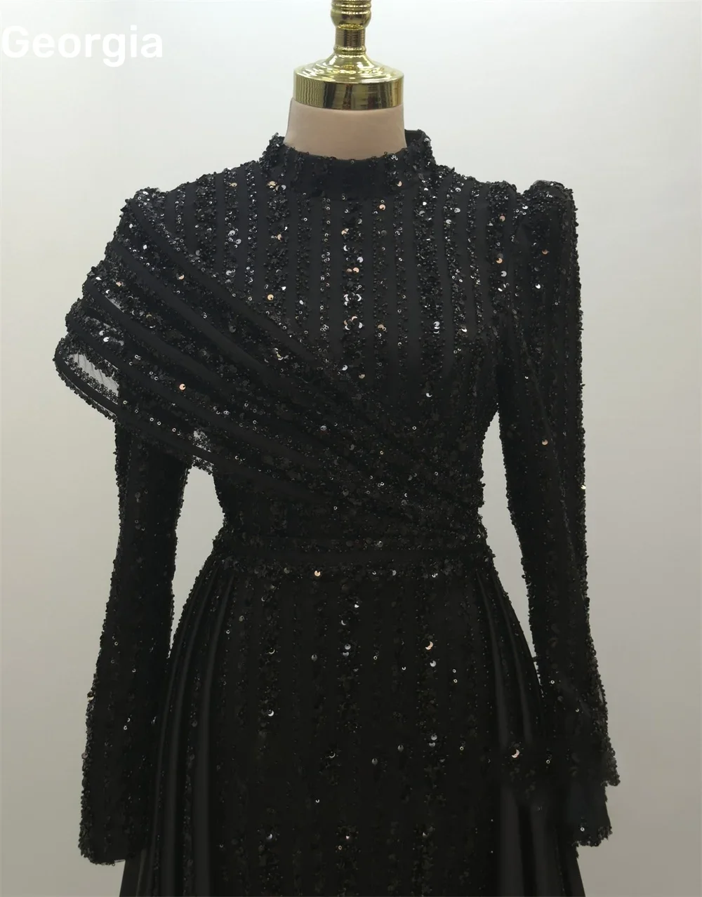 Sukienki wieczorowe na zamówienie, fason A-line, dekolt okrągły, falbany, eleganckie sukienki na przyjęcia dla kobiet, długość do podłogi, zdobione koralikami, zapinane na zamek, na formalne okazje.