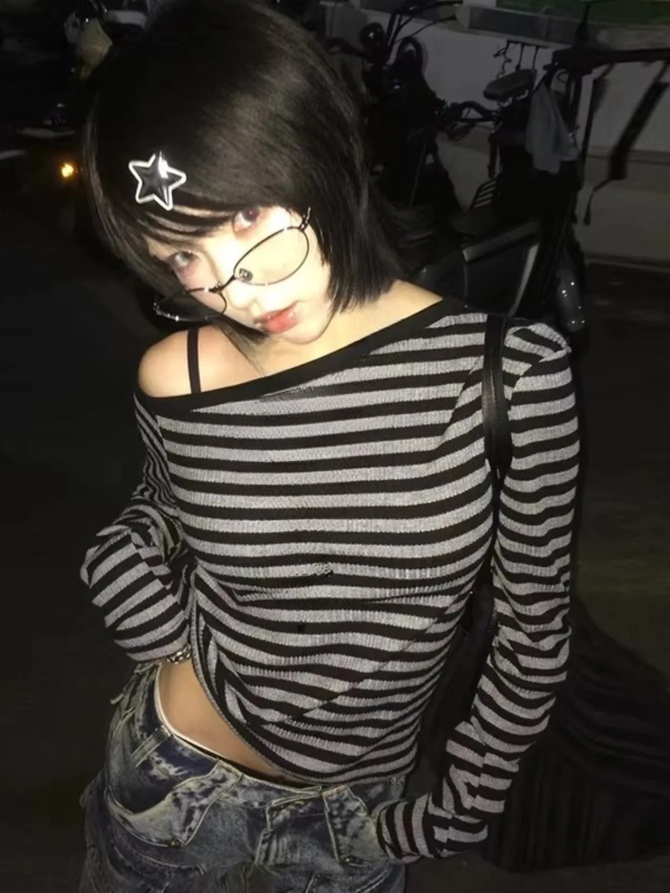 

Повседневный топ в стиле Y2K с длинными рукавами и открытыми плечами, осенне-зимний модный топ с принтом, женский шикарный облегающий топ с круглым вырезом