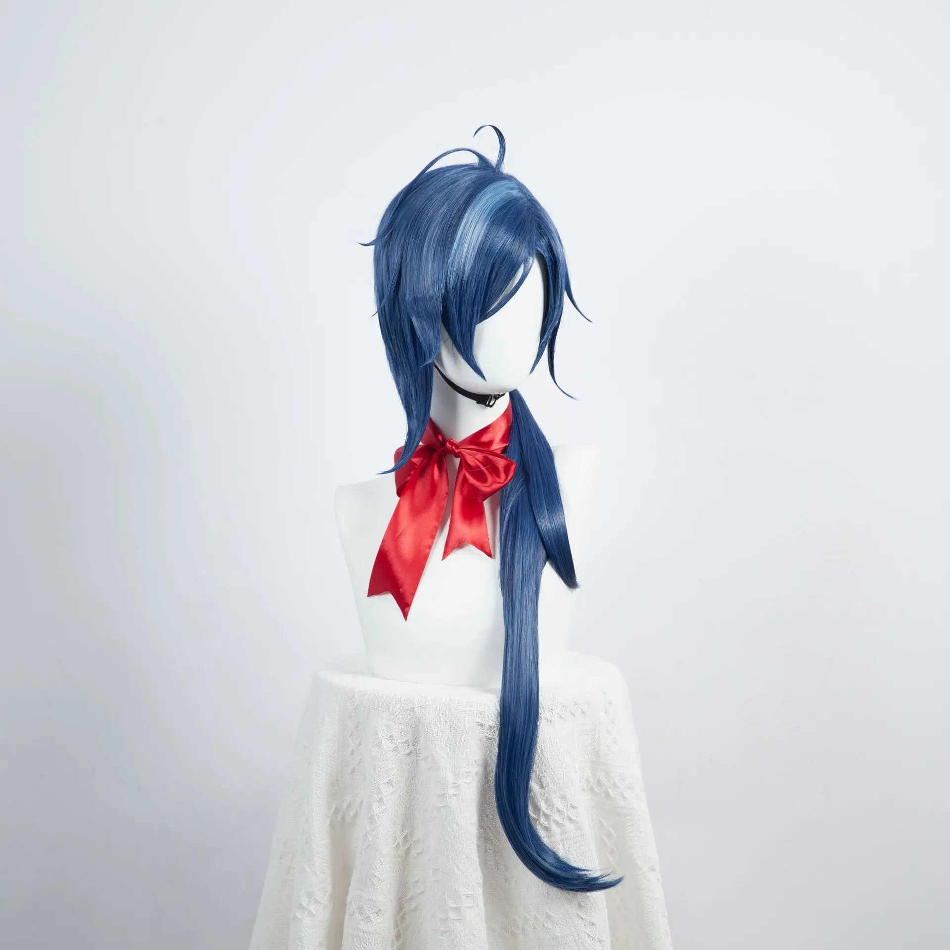 Peluca de cosplay Genshin Impact Kaeya, rosa, rizada, peluca de anime de juego