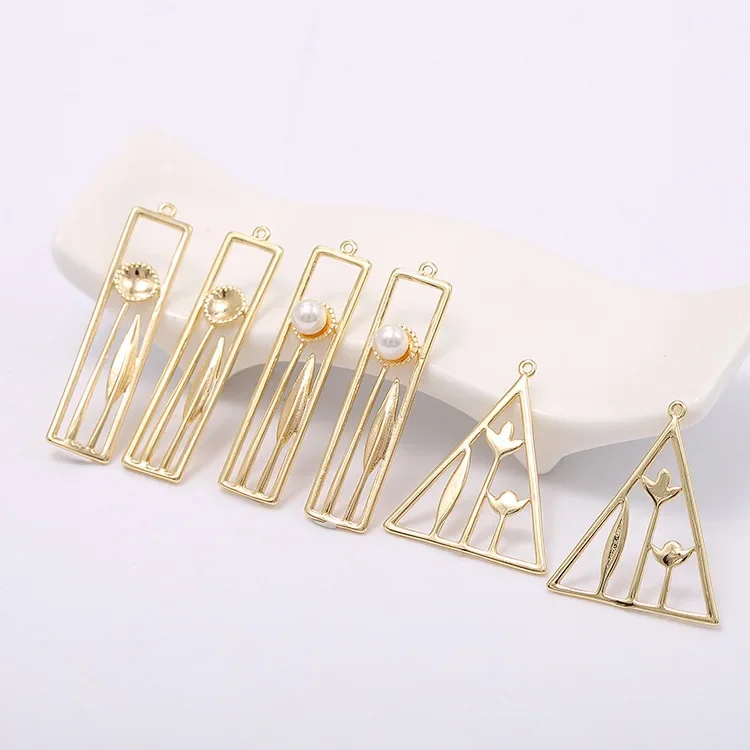 Brass Metal Forma Geométrica Pingentes, Cor Dourada, Chapeado Encantos, Brincos DIY, Componentes Colar, Achados, 4Pcs