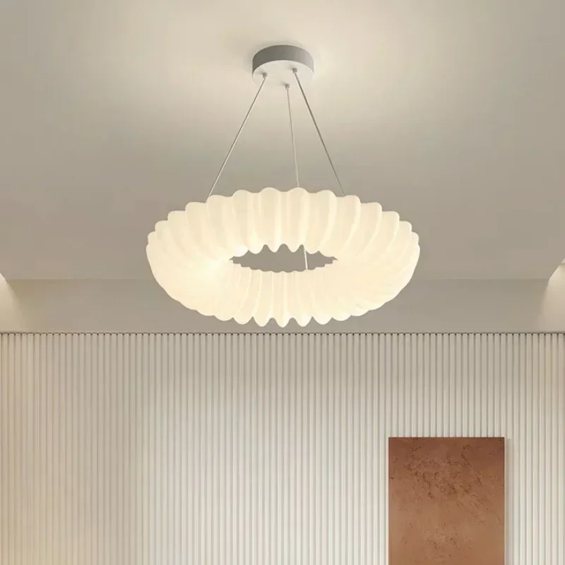 GHJUYIOL Pendant Light Cream Style Chandelier for Bedroom Living Dining Room Cafe Home Decor Hanging Lamps for Ceiling Lustre