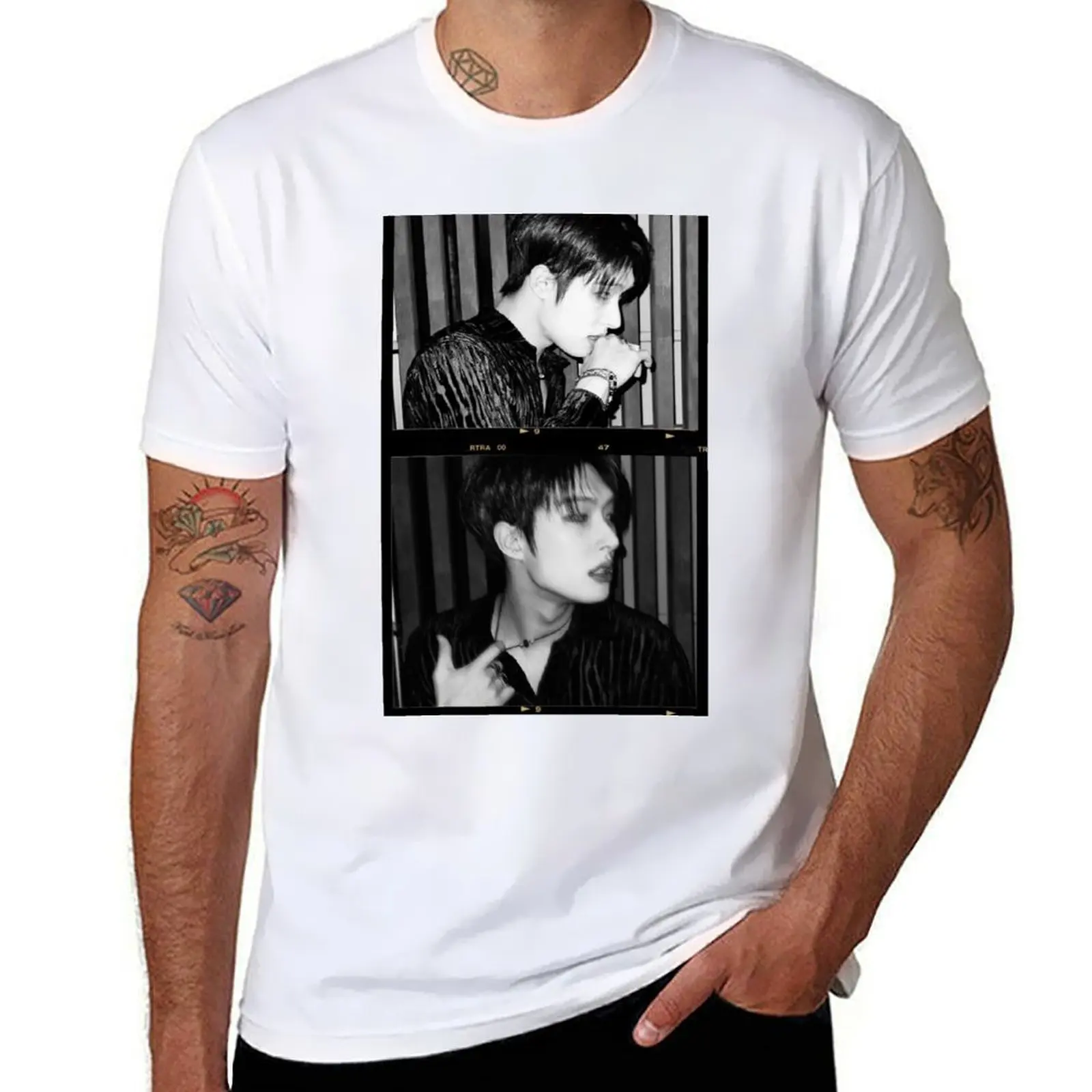 

KPOP ATEEZ Mingi Hot Film Photo Set Kpop Mingi Black and White T-Shirt t shirt custom print T-Shirt