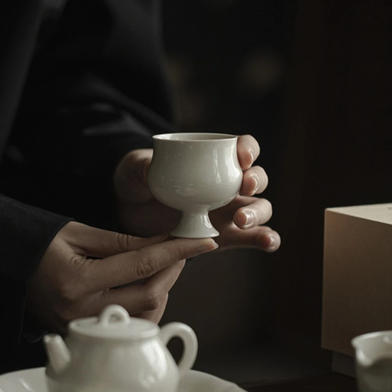 Pflanzenaschenerde Buddha-Hand Teetasse Hochstieliger Gastgeberbecher Song-Dynastie-Stil Gongfu-Teeset für Zuhause und Büro