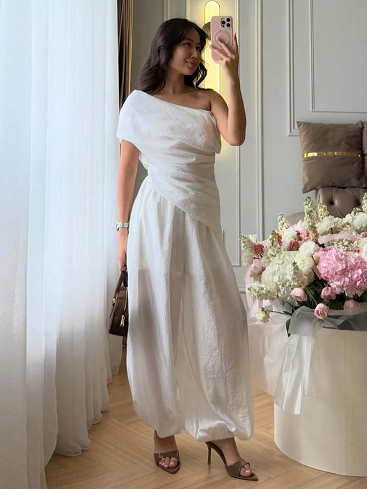 Damen-Hosenanzug 2-teilig Einschultriges Top mit Taillenschnürung Unregelmäßiger Saum Hochgeschnittene Laternenhose Schickes Damen-Outfit Neu – Detail 1
