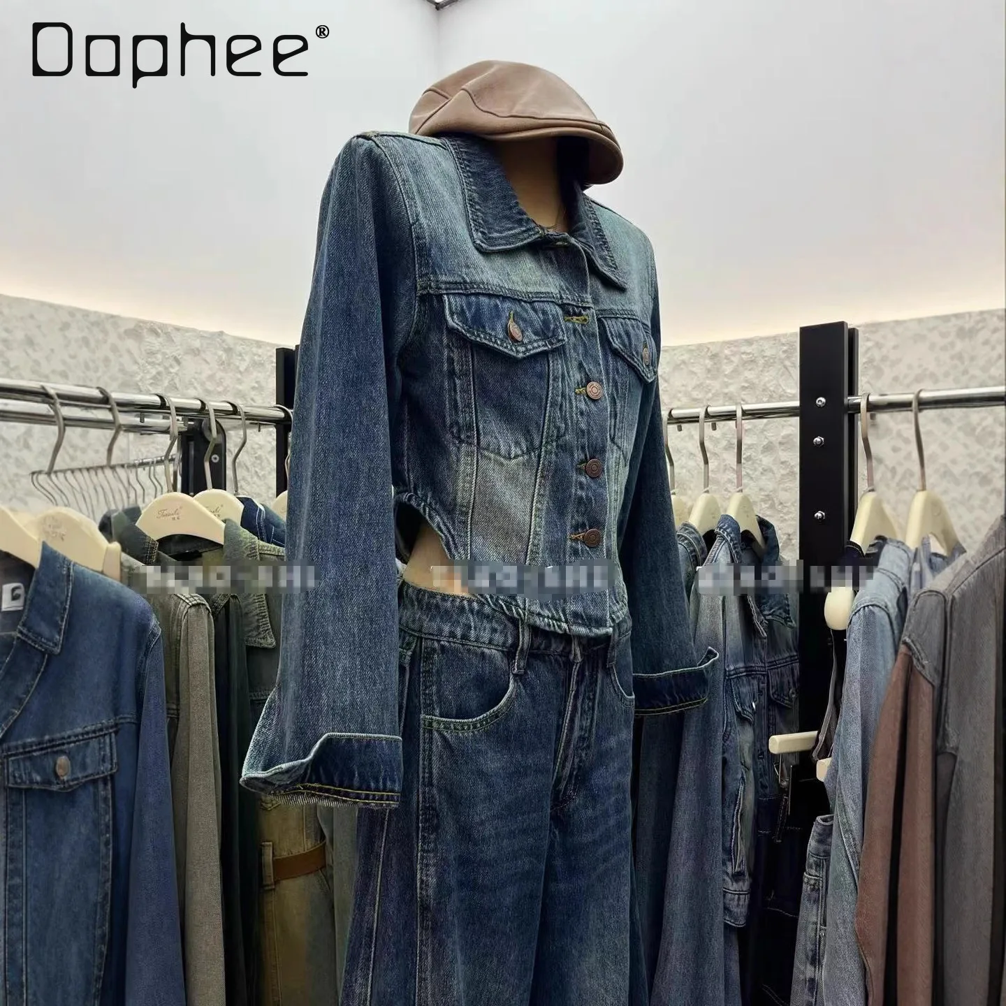 ชุดสูทเดนิมสไตล์เกาหลีสุดชิค แฟชั่นใหม่ล่าสุดสำหรับฤดูใบไม้ร่วง เสื้อแจ็คเก็ตปกเสื้อสั้นทรงเข้ารูป กางเกงขายาวทรงตรงเอวสูง ชุดเซ็ตสองชิ้นสำหรับผู้หญิง