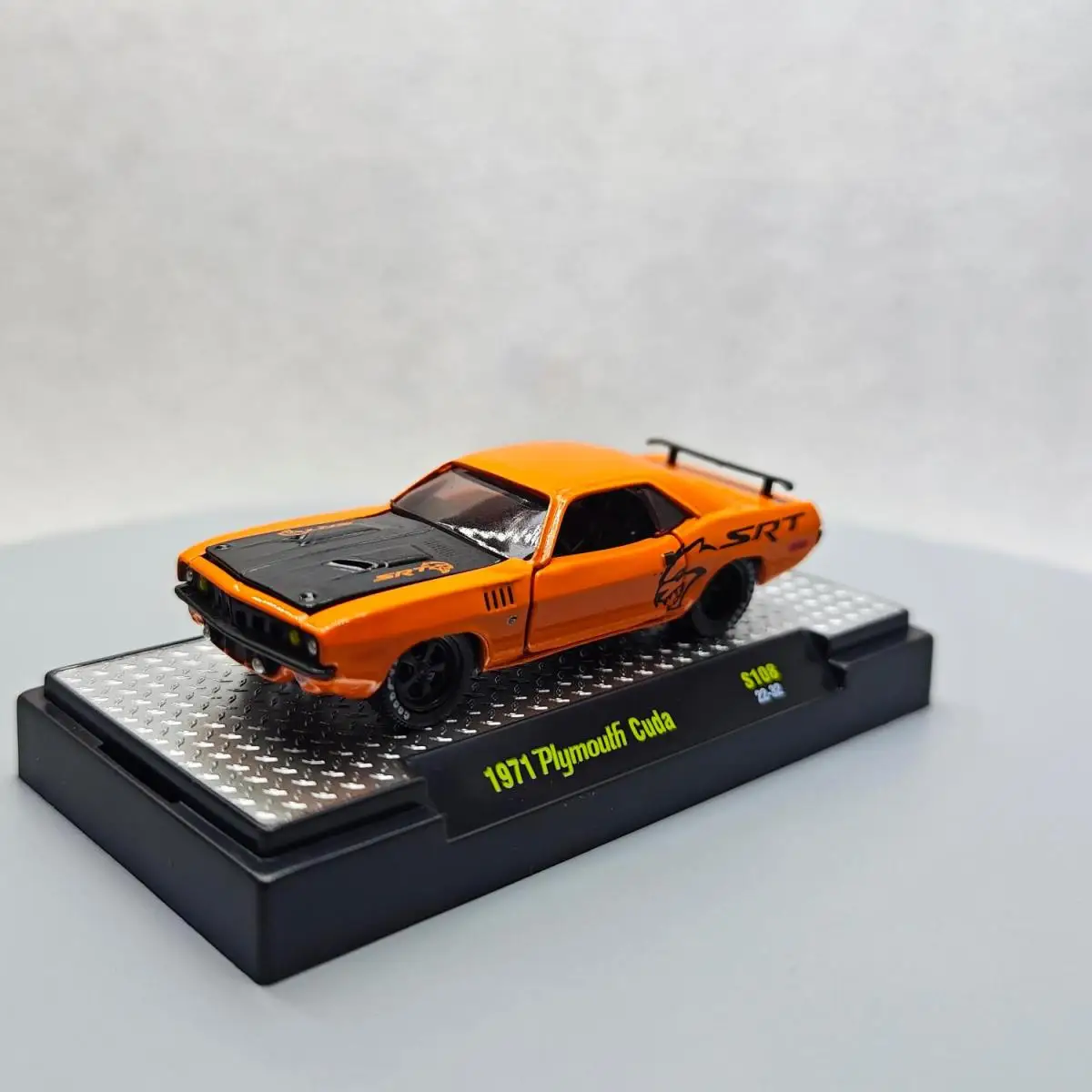 M2 Machines 1/64 1971 Plymouth Cuda SRT Orang Die-cast alloy car model collection display child gift