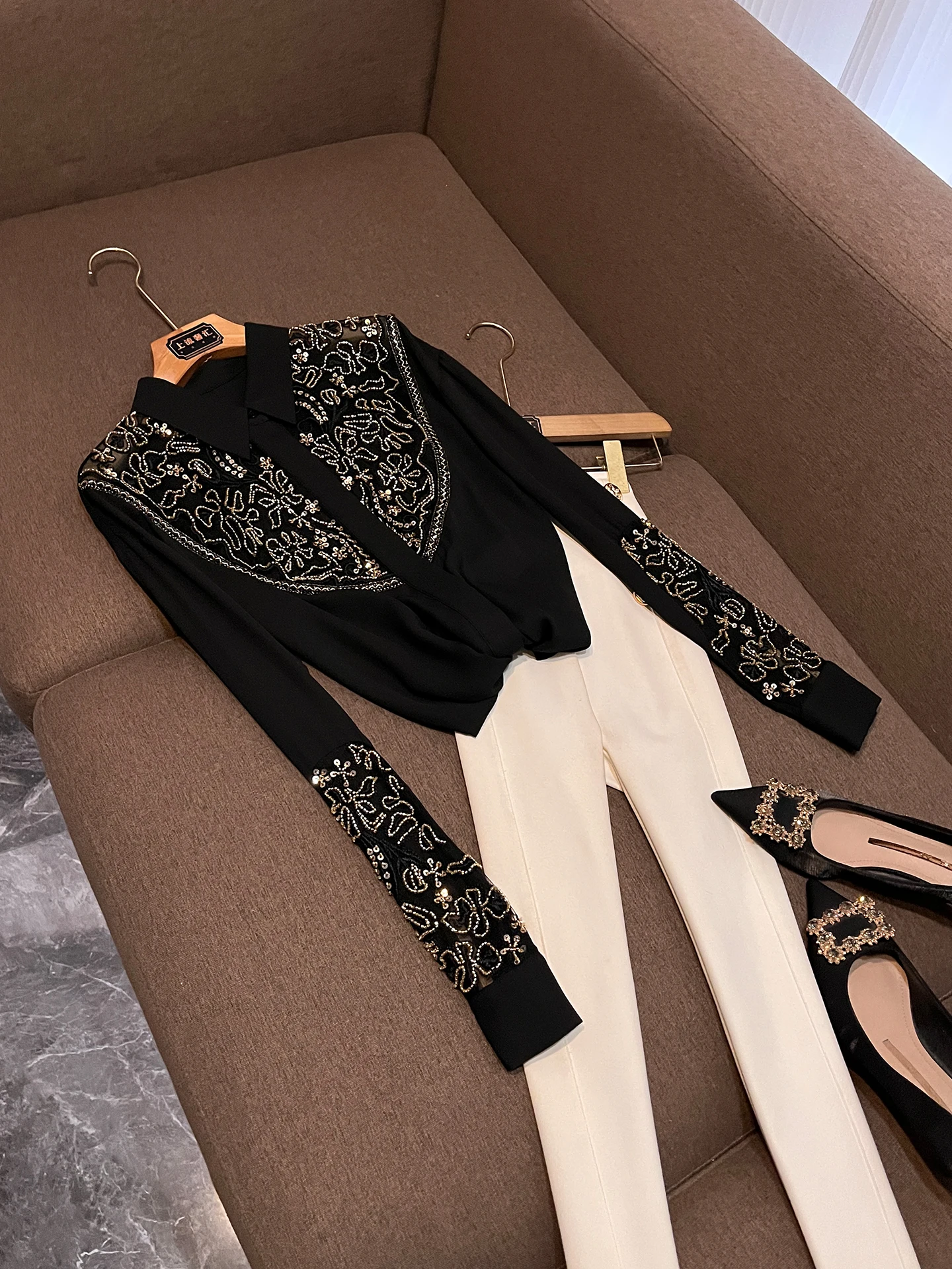 

Ele Long Sve Beaded irt for Women Heavy Embroidery Faionable Luxury Winter 2025 French Sle Girl's Clothing