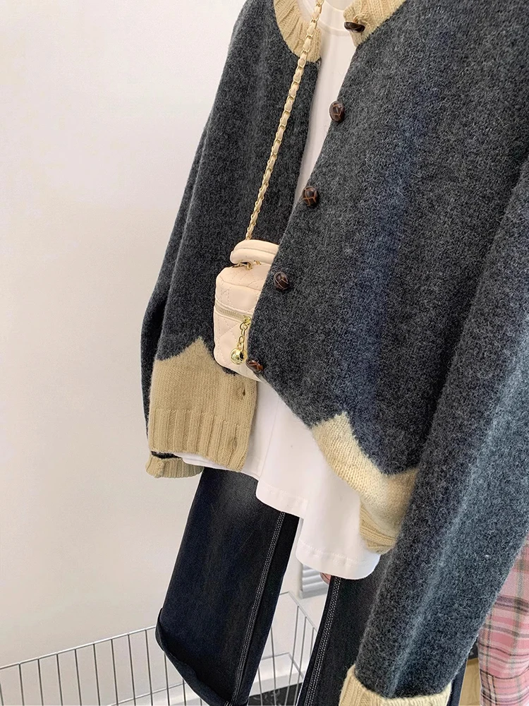 Dzianinowy kardigan Vintage Leniwy styl Sweter Kobiety Jesień Zima Moda Casual Tops Płaszcz Design Sense Niche Dzianina