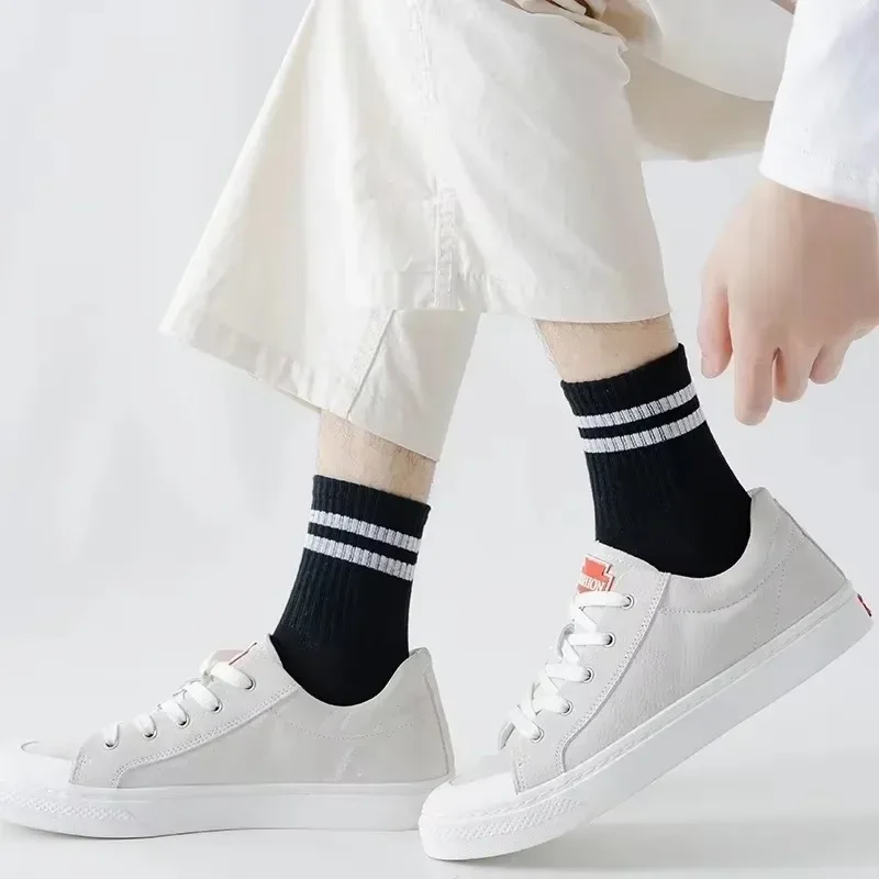 Solid Striped Black White Short Socks for Woman Harajuku Hip Hop Skateboard Crew Socks Cotton Casual Unisex Men Women's Socks