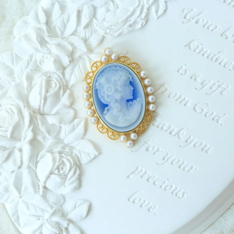 

s925Silver Inlaid Agate Cameo Pendant with Silver Chain and Gift Box Birthday Gift