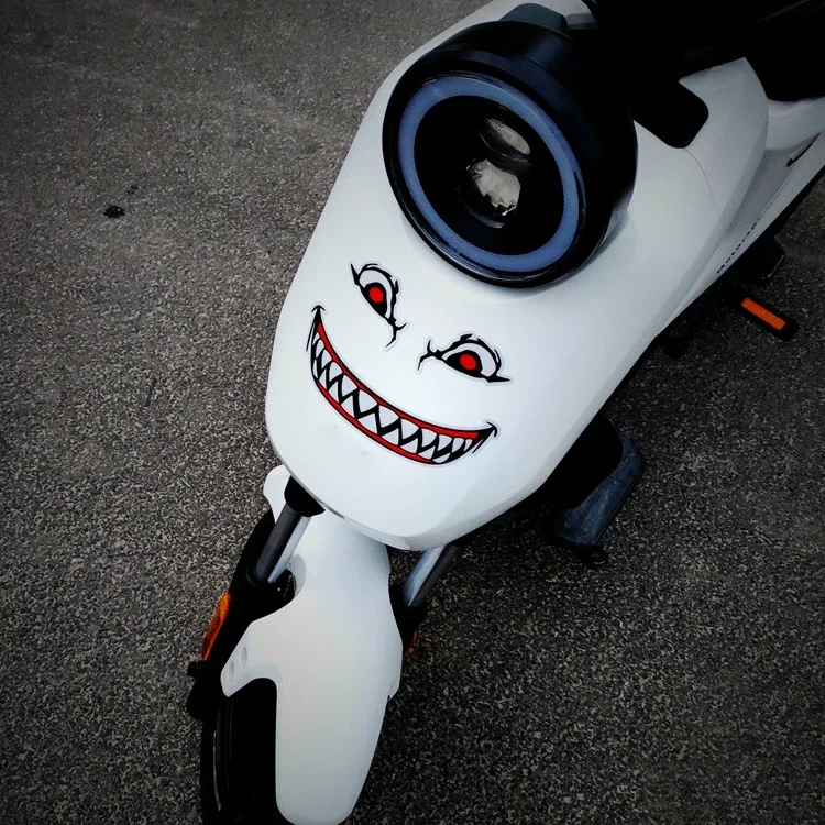 Cartoon Car Styling Vinyl Creative Shark Bloody Teeth Big Mouth Eyes Face Motorcycle Head Stickers