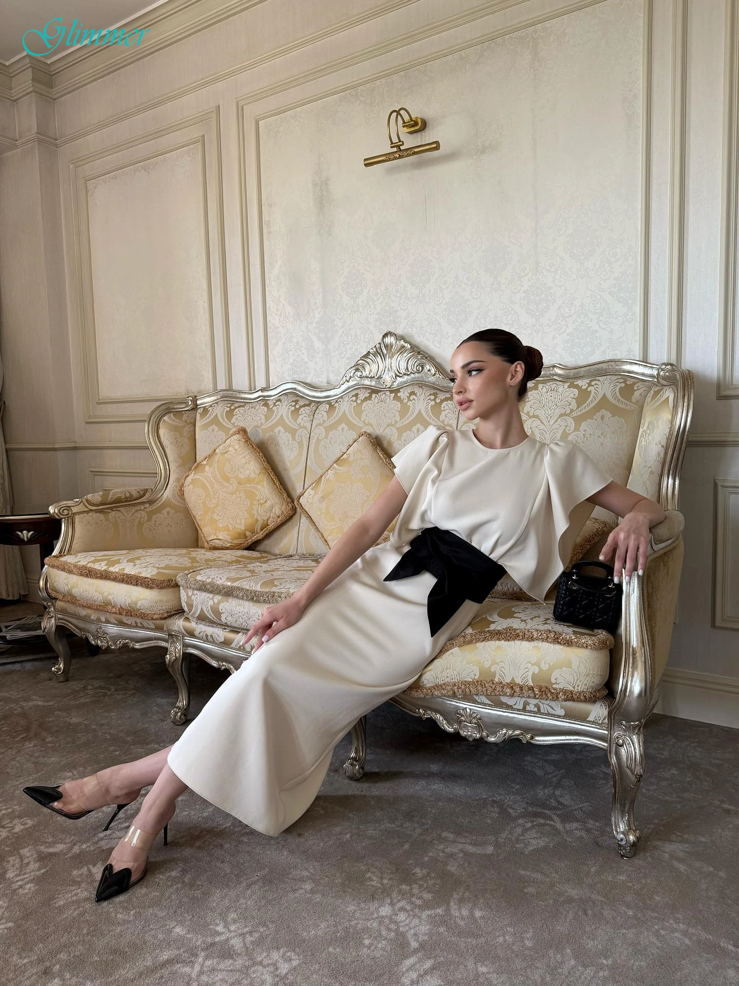 

Customized Straight Crew Neck Elegant Formal Celebrity Gowns and Fashion Temperament Evening Dress High Quality Party Gowns