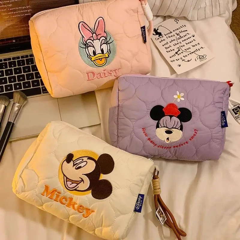 

Disney Large Capacity Portable Travel Storage Wallet for Women's Cartoon Mickey Multifunctional Makeup Bag