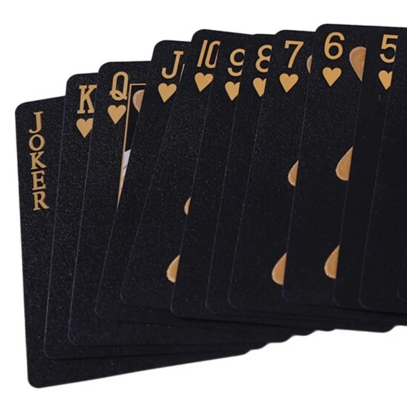 防水ブラックゴールドトランププレミアムカジノグレードポーカーデッキセットエレガントなデザイン耐久性のある PVC 素材パーティーポーカーカード