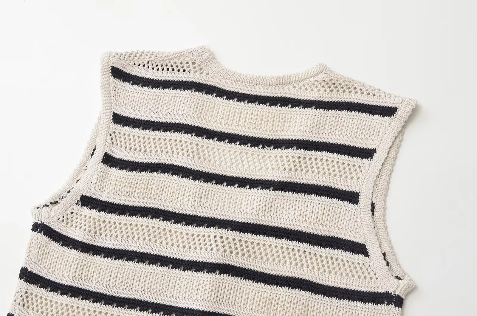 Tangada 2024 Summer Women Striped Hollow Knitted Sweater Jumper Sleeveless Cropped Cardigan AI085