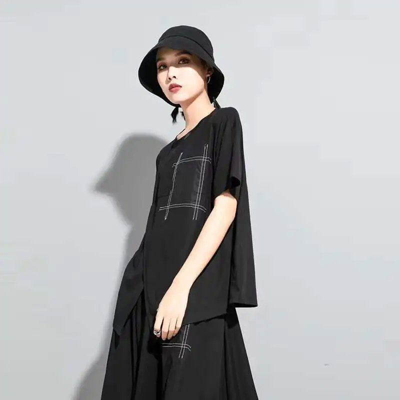 Women's Short Sleeve T-Shirt Summer New Asymmetrical Personality Stitching Bright Line Decorated Large Short Sleeve T-Shirt