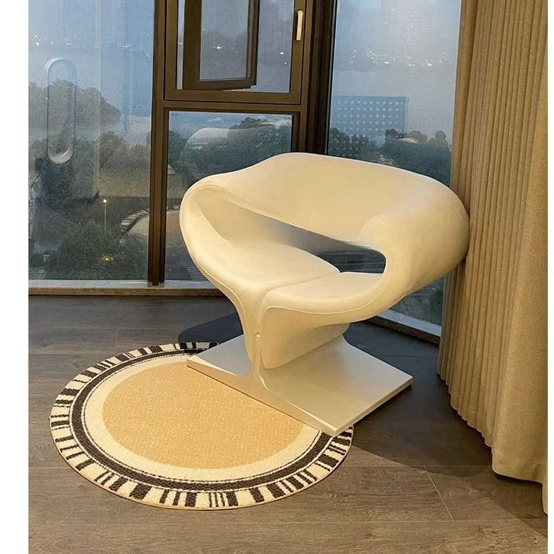 Leisure chair, creative streamer sofa chair, small apartment living room, single chair