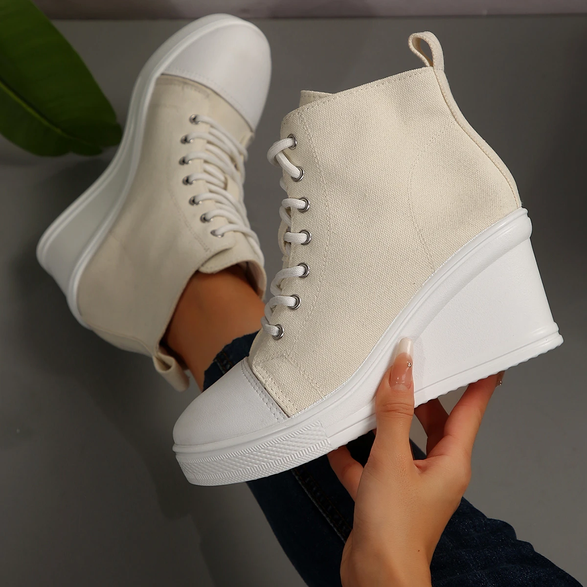 Women Sneakers New Hidden Wedge Invisible Heel Canvas Shoes for Women Wedge Increased Casual Breathable Platform Sneakers Women