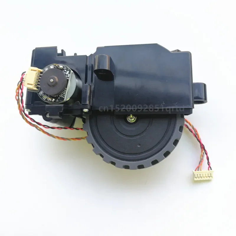 Robot Left or Right Wheel for Robot Vacuum Cleaner Ilife V7s Plus V7s Pro V7 Robot Vacuum Cleaner Parts Wheels Include Motor