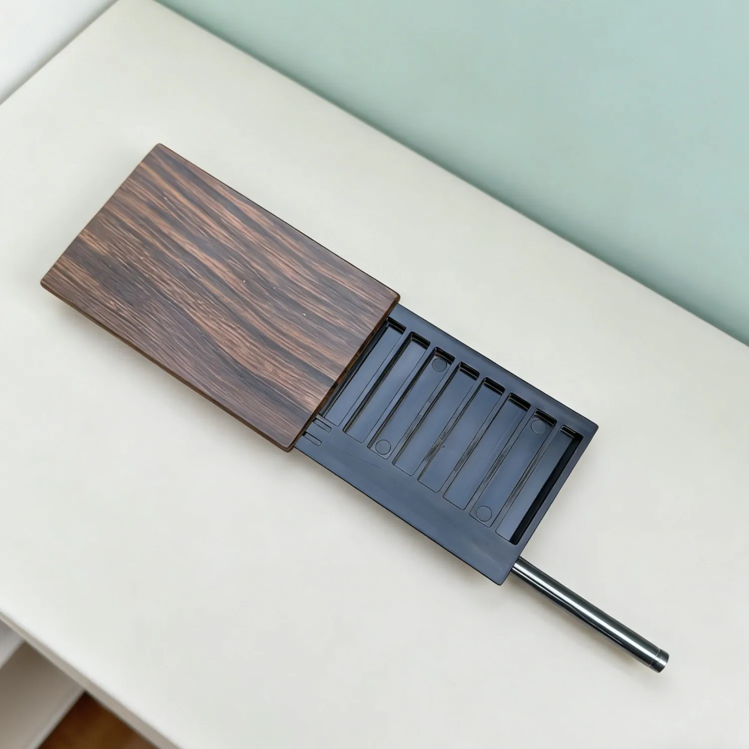 Acrylic Smoking Storage Box with Sild Lid Aluminum Straw Portable Size Cigarette Wallet Rolling Tobacco Case