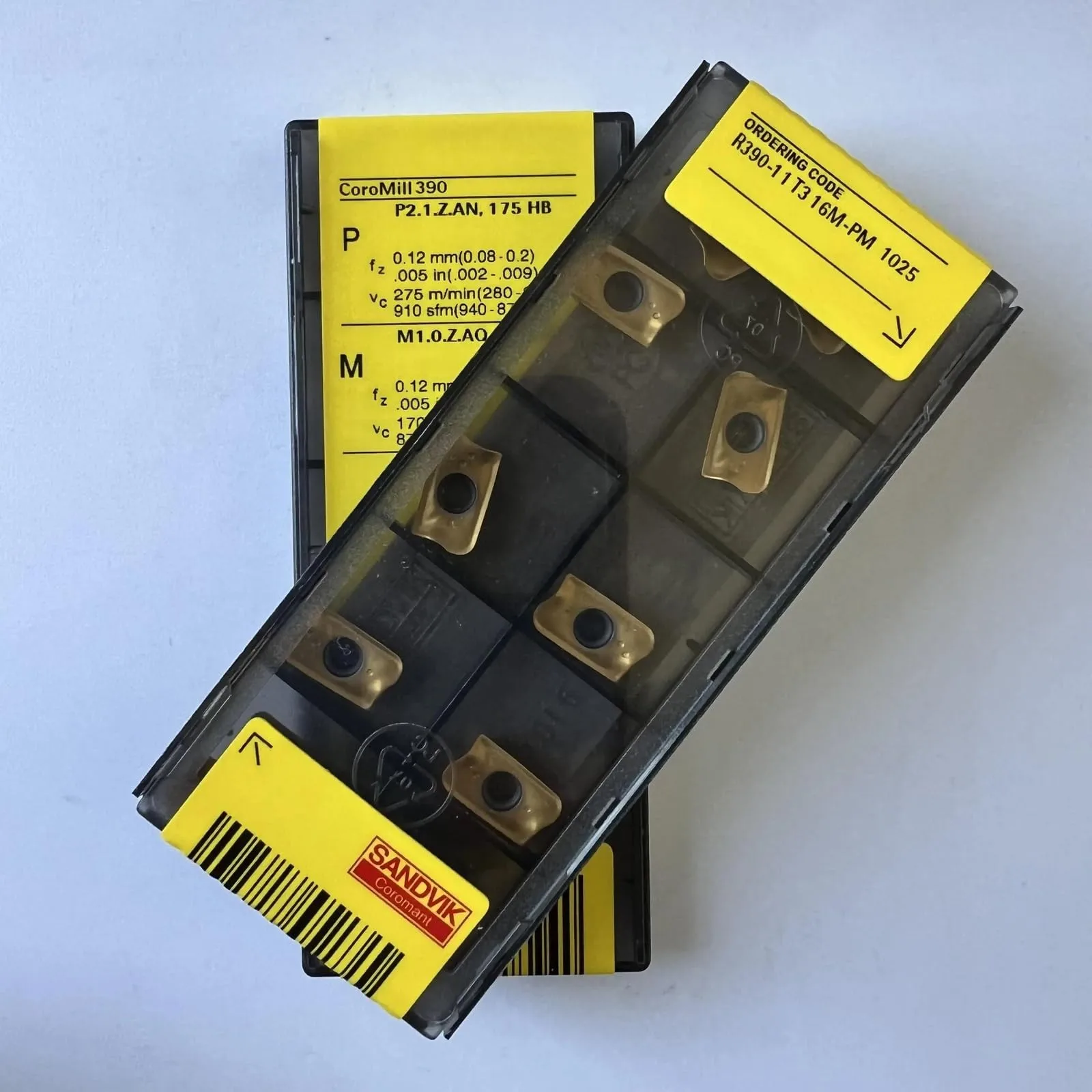 

Original SANDVIK / R390-11T316M-PM 1025 Hard alloy CNC Blade 10 Pcs