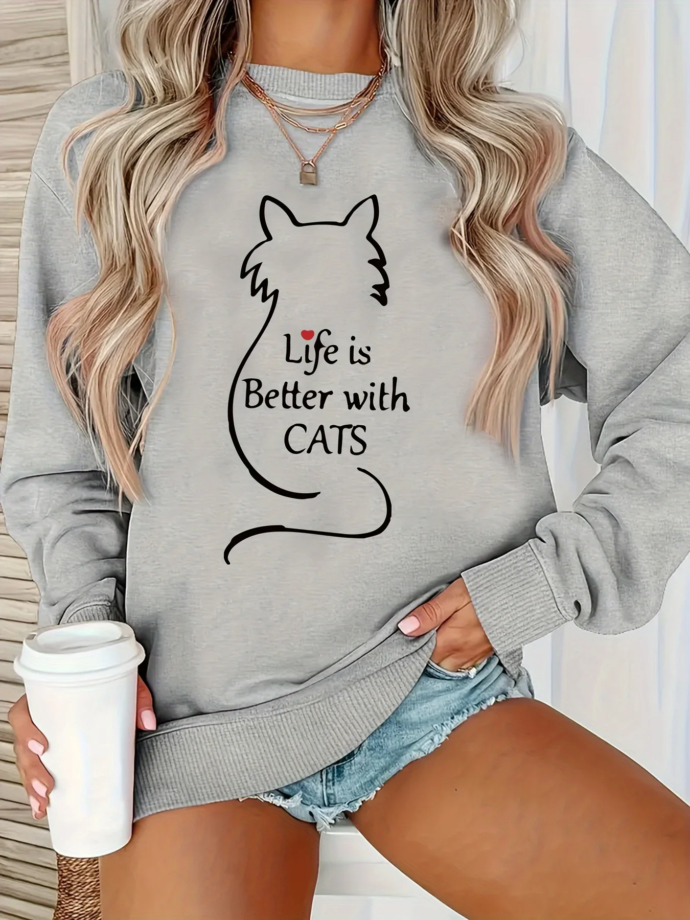 Cat and Letter Printed Sweatshirt, Large Size, with Long Sleeves and Round Neckline, for Women with Casual Style