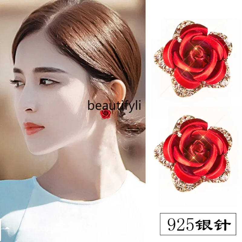 Retro flower earrings women's, new, niche design temperament sterling silver anti-allergic premium earrings